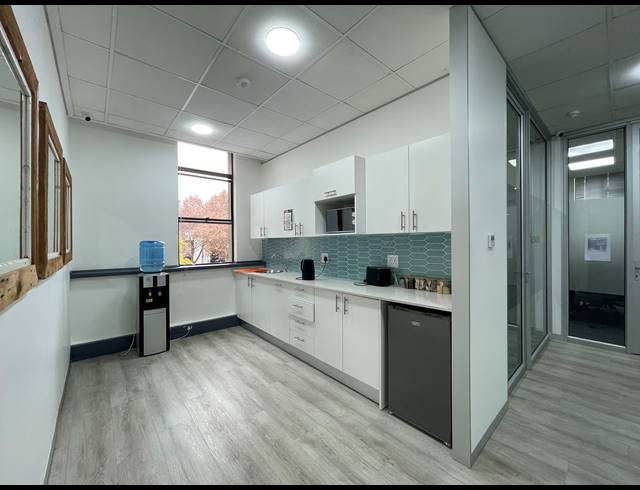 51M² OFFICE TO LET IN SANDTON CENTRAL